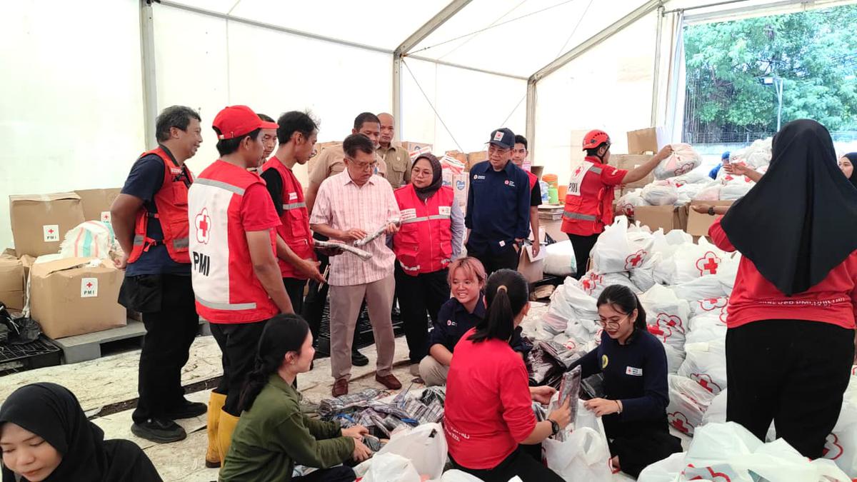 PMI Siapkan 2.500 Ton Bantuan Logistik untuk Rehabilitasi